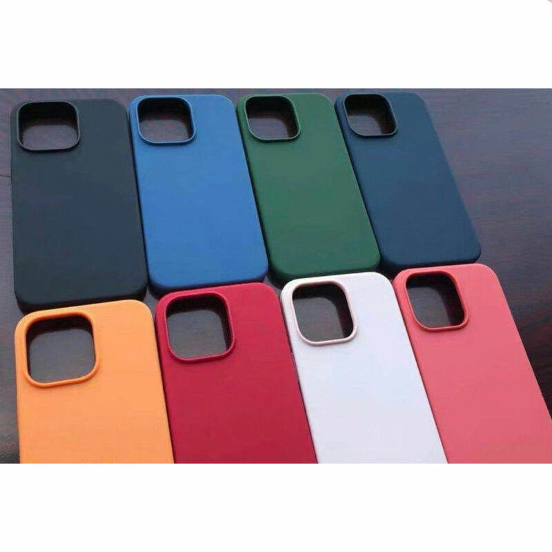 STS-Silicon-Protection-Case-for-iPhone-13-(6.1-inch)----Product-Pic-1
