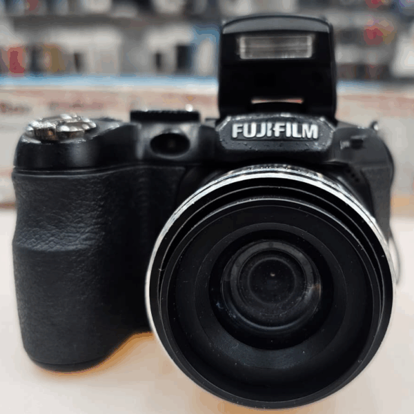 Fujifilm FinePix S Series S1730 12.2MP Digital Camera – Black